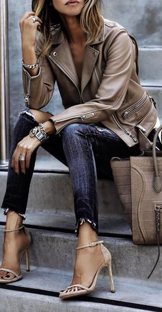 Coat Trends, Mode Casual, Looks Street Style, Looks Chic, 가을 패션, Leather Outfit, Fashion Mode, Looks Style, Fall Winter Outfits