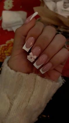 Bow nails coquette Coquette Nails Long Square, Couqutte Nails Bow, Coquette Nails Long, Square Coquette Nails, Nail Inspo With Bow, Nails W Bows, Coquette Bow Nails