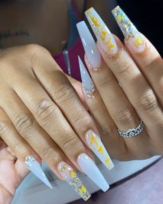 Unusual Nail Designs, Gemini Wallpaper, Chinese Letters, Yellow Nails Design, Sunflower Nails, Long Acrylic Nail Designs, Drip Nails