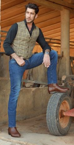 Formal Cowboy Outfits Men, Jason Roy, Country Music Outfit, Country Mens Fashion, Men's Equestrian, Pakistani Men