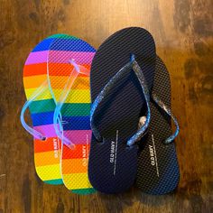 Old Navy Women’s Flip Flop Bundle Women’s Size 6 One Black One Rainbow Nwt Navy Block Heels, Navy Flip Flops, Old Navy Flip Flops, Navy Sandals, Pink Flip Flops, Raffia Sandals, Bow Sandals, Pink Beach, Navy Shoes