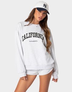 California Girl Style, California Sweatshirt, Oversize Sweatshirt, Mode Zara, Sweatshirt Oversized, California Girl, Oversized Crewneck, Swimwear Dress, Oversized Sweatshirt