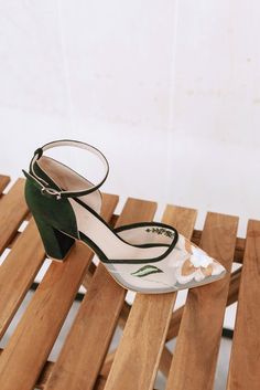 Bridal shoes 'Flo' are handcrafted from soft emerald green Italian suede with handmade custom flower embroidery on soft mesh and have an 8.5 cm / 3.3 inches mid-block heel. These wedding sandals feature a comfortable ankle strap and sturdy heels. In addition, they are decorated with complex multicolored embroidery on the toe part. These shoes for the bride can also be made with kitten heels.  Inside there is a soft memory foam insole, which gives a feeling of additional comfort when walking. Tun Flower Heels, Pearl Anklet, Embroidered Wedding, Wedding Sandals, Womens Wedding Shoes, Shoe Company, Wedding Etsy, Handmade Flower, Green Suede