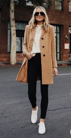 Camel Coat Outfit, Fashion Jackson, Trendy Fall Outfits, Camel Coat, Trendy Fall, Cute Fall Outfits, Coat Outfits, Mode Inspo