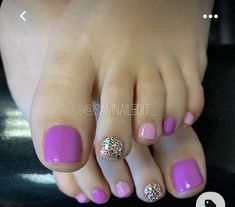 Two Color Pedicure, 2 Color Pedicure Ideas, Purple Nails Pedicure, Pedicure Summer Ideas, Purple Toes Nails, Gel Pedicure Ideas Toenails, Neon Toe Nails Summer, Gel Toes Designs, Gel Pedicure Toes Summer