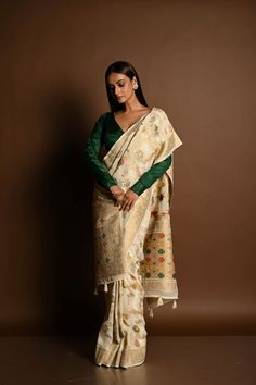 Handwoven with intricate Meenakari work, this White Satin Silk Saree is perfect for special occasions. White Banarasi Silk Saree With Meenakari, White Banarasi Silk Saree Fabric, Luxury Banarasi Silk Pre-draped Saree With Meenakari, White Semi-stitched Katan Silk Saree, Meenakari Semi-stitched Banarasi Silk Saree, Ruffle Saree, Cotton Gowns, Net Lehenga, Indo Western Dress