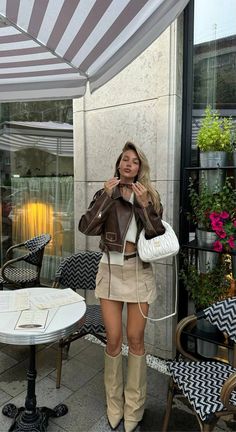 Work Casual Fall Outfits, Fall Mood Board Aesthetic Clothes, French Outfits Spring, Elevated Going Out Outfits, Outfit With Boots Black Women, Timeless Chic Outfits, Fashion Show Guest Outfits, Chic Festival Outfits, Fold Over Boots Outfit