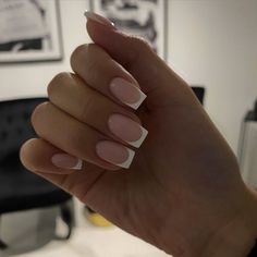 Nails Kurz, French Manicure Nails, Her Nails, Acrylic Nails Coffin Short, Neutral Nails