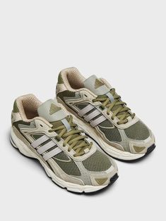 Men's Running Shoes, Adidas Response Cl Outfit, Running Shoes Outfit Casual, Adidas New Shoes, Running Shoes Outfit, Cool Running Shoes, Running Shoes Woman, Cute Running Shoes