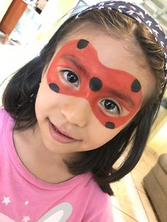 Beginner Face Paint, Basic Face Painting, Maquillage Halloween Simple, Festival Face, Face Painting Easy, Superhero Masks