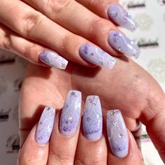 Wedding Nails Lavander, Lavender Color Nails, Lavender And Gold Nails, Color Nails Designs, Lavender Nail Art, Amethyst Nails, Swift Nails, Lavender Marble, Nails Lavender