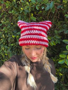 Handmade crochet red & pink cat beanie💌🎀 Pink Cat Beanie, Pink And Red Crochet, Crochet Cat Hat, Cat Ears Hat, Cat Eared Beanie, Cat Beanie, Scrap Yarn, Red Crochet, Crochet Clothing And Accessories