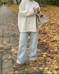 Look Legging, Looks Pinterest, Estilo Indie, Looks Country, Cozy Fall Outfits, Skandinavian Fashion, Uni Outfits, Autumn Fits, Uggs Outfit