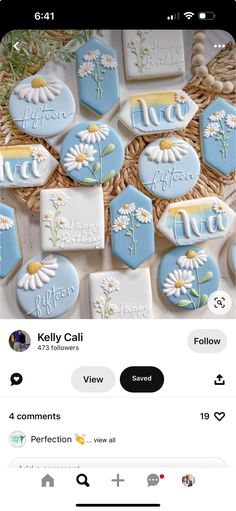 the cookies are decorated with daisies on them, and have been placed next to each other