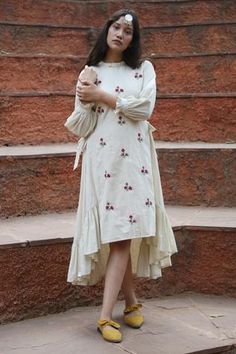 Shop for Chambray and Co. White Linen Silk Asymmetric Tie Up Dress for Women Online at Aza Fashions डिजाइनर कपड़े, Kurti Styles, Pleats Dress, Tie Up Dress, Kurta Dress, Kurti Designs Party Wear, Sleeves Designs For Dresses, Kurta Designs Women, Embroidered Linen