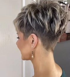 Pin by Carola Morales on Belleza in 2023 | Short hair haircuts, Short ... Short Spiky Haircuts, Short Sassy Haircuts