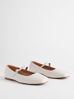 Square Toe Mary Jane Flat (WW)