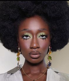 90s Dancehall Makeup, 80s Makeup Looks Black Women, 70s Makeup Look Black Women, 80s Make Up Black Women, Soul Train Makeup, Black 80s Makeup, 70s Disco Makeup Black Women, 1970s Makeup Black Women