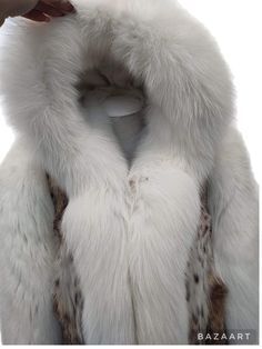 Lynx Fur Coat, Fur Coat Outfit, Fox Fur Jacket, Fur Jackets, Stylish Mens Fashion, Coats Women, Fur Coats Women, Fox Fur Coat, Mohair Wool