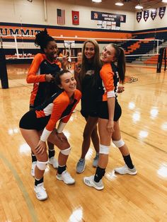 Best Friend Photoshoot, Team Pictures, Volleyball Outfits, Best Friend Photos