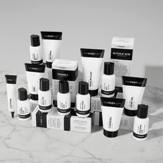 Minimalist Skincare, Acne Skincare Routine, Affordable Skin Care, Skincare Brand, Skin Care Brands, Acne Skin, Skincare Ingredients