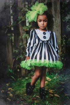 #kidswinterfashion #winterfashionforkids #kidswinterstyle #winteroutfitsforkids #kidscoldweatherfashion #winterfashiontrends #kidswinteraccessories #cozykidswinterfashion #winterfashioninspo #kidswinterootd #kidswinterfashionista Toddler Beetlejuice Costume, Toddler Curly Hair, Beetlejuice Costume, Kids Winter Fashion, Toddler Costumes, Brace Yourself, Clothes Pictures, Cold Weather Fashion