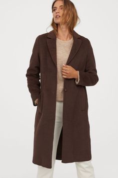 H&M Straight-Cut Coat Cheap Fall Outfits, Mango Coats, Dark Academia Fashion, Academia Fashion, Perfect Coat, Pride Outfit, Chore Coat, Red Coat, Summer Jacket