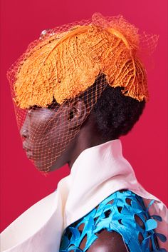 French Designers, Spring Fashion Chic, Orange Hats, Tattoo Graphic, Model Outfit, Famous Designers, Fashion Weeks, Music Fashion, Fashion Editorial