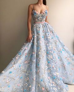 Fairy Collection, Flower Prom Dress, Gala Gowns, Light Blue Prom Dress, Princess Prom Dresses, Gaun Fashion, 파티 드레스, Spaghetti Strap Prom Dress, Prom Dresses For Teens