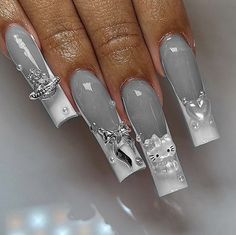 Nail Designs Bling, Luv Nails, Acrylic Nails Stiletto, December Nails, Diy Acrylic Nails, Light Nails, Shoe Nails, Classy Acrylic Nails