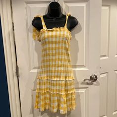 Large Sincerely Jules Yellow Sun Dress With Matching Headband - Nwt Yellow Sundress With Tie Straps, Yellow Sundress With Tie Straps For Vacation, Yellow Sundress With Tie Straps For Brunch, Yellow Sundress With Tie Straps For Summer, Yellow Sleeveless Sundress With Tie Straps, Yellow Summer Dress With Tie Straps, Yellow Summer Dresses With Tie Straps, Casual Yellow Dresses With Tie Straps, Casual Yellow Dress With Tie Straps