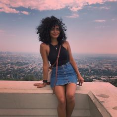 Curly Hair Fashion Outfits, Brown Skin Outfits, Curly Girl Outfits, La California Aesthetic, Cute Summer Outfits Black Women, Womens Summer Outfits, Summer Beach Outfits, La Aesthetic, Outfits Aesthetic Summer