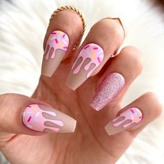 Sprinkle Nails, Ice Cream Nails, Unghie Nail Art, Manikur Kuku, Drip Nails, Cream Nails, White Nail, Acrylic Nails Coffin Short