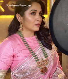 Ramya Krishnan, Long Haram, Saree Jewellery, Antique Jewellery Designs, Gold Necklace Indian Bridal Jewelry, Jewelry Set Design, Beaded Necklace Designs, Saree Blouse Designs Latest