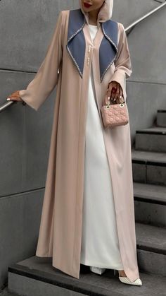 Abaya Jacket Style, Abaya Hand Design, Abaya Designs Dubai Modern, Coat Abaya, Fashion Illustration Face, Designer Dresses Elegant, Moslem Fashion