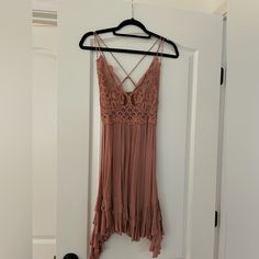 Nwt Free People Pink Lace Boho Dress. Size Small Lace Boho Dress, Free People Lace Dress, Lace Dress Boho, Free People Dresses, Free People Dress, Pink Lace, Boho Dress, High Low Dress, High & Low