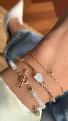 Whether you’re looking to enhance your own sense of balance and intuition or searching for the perfect gift for someone special, this bracelet stack is the most meaningful choice. Black Gift Bags, Jewelry Gift Guide, Diamond Box, Magical Gift, Moonstone Bracelet, Zodiac Jewelry, Energy Flow, Birthstone Gifts, Moon Magic