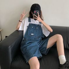 Women Sleeveless Jumpsuits 2024 Summer Vintage Harajuku Korean Style Jeans Shorts Loose Wide Leg Jumper Shorts Outfit Korean, Women Jean Shorts Outfits, Casual Summer Korean Outfits, Jumper And Shorts Outfit, Dangri Outfit Aesthetic, Tomboy Style Outfits Shorts, Korean Fashion For Short Women, Jumpsuit Outfit Concert, Aesthetic Short Outfits