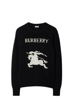 An Italian-made sweater in soft wool cashmere, knitted with a contrasting Equestrian Knight Design and logo. The crew-neck style is cut to a regular fit.||Rib-knit trims|Knitted Burberry lettering at front Regular fit. Fits true to size, take your normal size. Length: 66.5cm/26.2in (size UK M) Model’s height: 188cm/6ft 2in. Model wears size UK M 71% wool, 29% cashmere Trim: 70% wool, 28% cashmere, 1% elastane, 1% polyamide Specialist dry clean Made in Italy Luxury Sweater, Knight Design, Woman Bedding, Outfit Wedding Guest, Sweater Making, Soft Wool, Comfortable Dress, Fashion Help, Cashmere Sweater