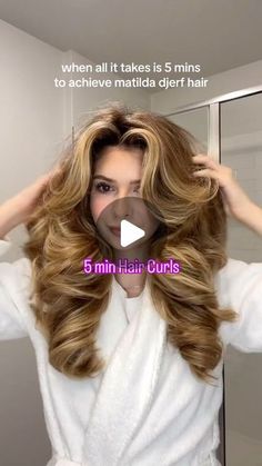 Blow Dry Curly Hair, Big Voluminous Curls, How To Style Hair, Dry Curly Hair, Curls Hair, Voluminous Curls, Hair Setting, Hairdo For Long Hair