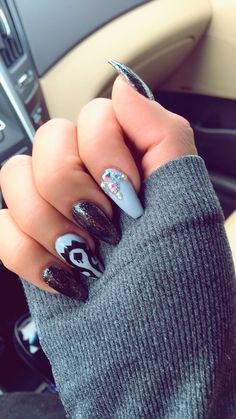 World Of Warcraft Nails, Nerd Nails, Hair And Beauty Salon, Love Nails, World Of Warcraft, Nails Design, Acrylic Nail Designs, Toe Nails, Beauty Salon