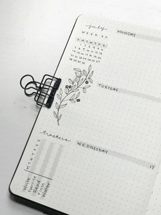 Bujo Weekly Habit Tracker, Simple Bujo Spreads Weekly, Bujo Tracker Ideas Weekly, Bujo Page Inspiration, Bujo Simple Weekly Layout, Useful Bujo Spreads, Bujo Inspiration Ideas Weekly, Bujo Assignment Tracker, Bujo Doodles Ideas