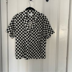 Wray Checkerboard Print Button Down Short Sleeve Top, No Tags Never Worn. Checkered Black And White, Black And White Top, Button Down Short Sleeve, Checkered Shirt, Black And White Tops, School Fits, Button Up Top, Top Pattern, Short Sleeve Top