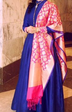 facebook Anarkali Designs, Choli Dress, Long Frock Designs, Lehenga Blouse Designs, Long Dress Design, Long Frocks, Stylish Party Dresses, Saree Dress