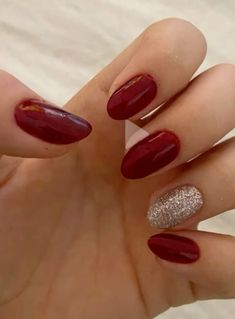 Gold Glitter Nails, Simple Gel Nails, Seasonal Nails, Festival Nails, Minimalist Nails, Dream Nails, Creative Nails, Perfect Nails, Love Nails