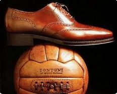 Italian Shoes For Men, Gentleman Shoes, Bespoke Shoes, Oxford Dress Shoes, Italian Shoes, Wingtip Oxford, Sharp Dressed Man, Soccer Ball, Beautiful Shoes