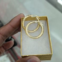 14kt Real Gold Hoop Earring Size 28.3*28.5mm 3.5mm Thick 3.61 Gm Weight Total Height 1.15 Inch Please Check The Picture Carefully To Understand The Size Of The Earring 100% Authentic Gold Not A Gold Filled Or Not A Gold Plated Never Change Color Or Never Fade Never Tarnish Comes In A Gift Box Classic Gold-tone Tarnish Resistant Hoop Earrings, Gold Hoop Earrings With Gold-tone Hardware Gift, Traditional Yellow Gold Nickel-free Hoop Earrings, Real Gold Hoop Earrings, Tarnish Resistant 14k Gold-tone Hoop Earrings, Hypoallergenic Adjustable 14k Gold-filled Hoop Earrings, Gold Hoop Earrings, Real Gold, Gold Filled