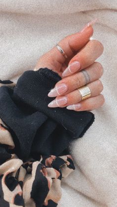 Acrylic nails, almond shape, clear base, white line. Simple nail design. Acrylic Nails Almond, Simple Nail Design, Nails Almond Shape, Almond Acrylic Nails Designs, Acrylic Nails Almond Shape, Maquillage On Fleek, Trendy Nail Designs, Almond Shape Nails, Lines On Nails