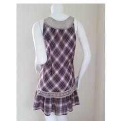 Info :- - Size : M - Made in Japan - 100% Cotton - In excellent condition Measurement - Bust : 34 - 36 inches. - Length : 32 inches. Shipping: 10 US$ Shipment: All items are shipped to you registered International Airmail. I am happy to ship internationally and combine shipping Payment: We accept payment through Paypal. Thank you for looking Sleeveless Cotton Mini Dress In Plaid, Sleeveless Plaid Cotton Mini Dress, Plaid Cotton Mini Dress Knee-length, Plaid Cotton Knee-length Mini Dress, Bohemian Sleeveless Cotton Mini Dress, Plaid Cotton Sundress, Bohemian Cotton Plaid Dress, Crinkle Top, Bohemian Skirt