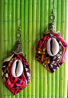 Ankara Jewelry, Diy Fabric Jewellery, African Accessories, African Necklace, Fabric Earrings, Fabric Accessories, Textile Jewelry